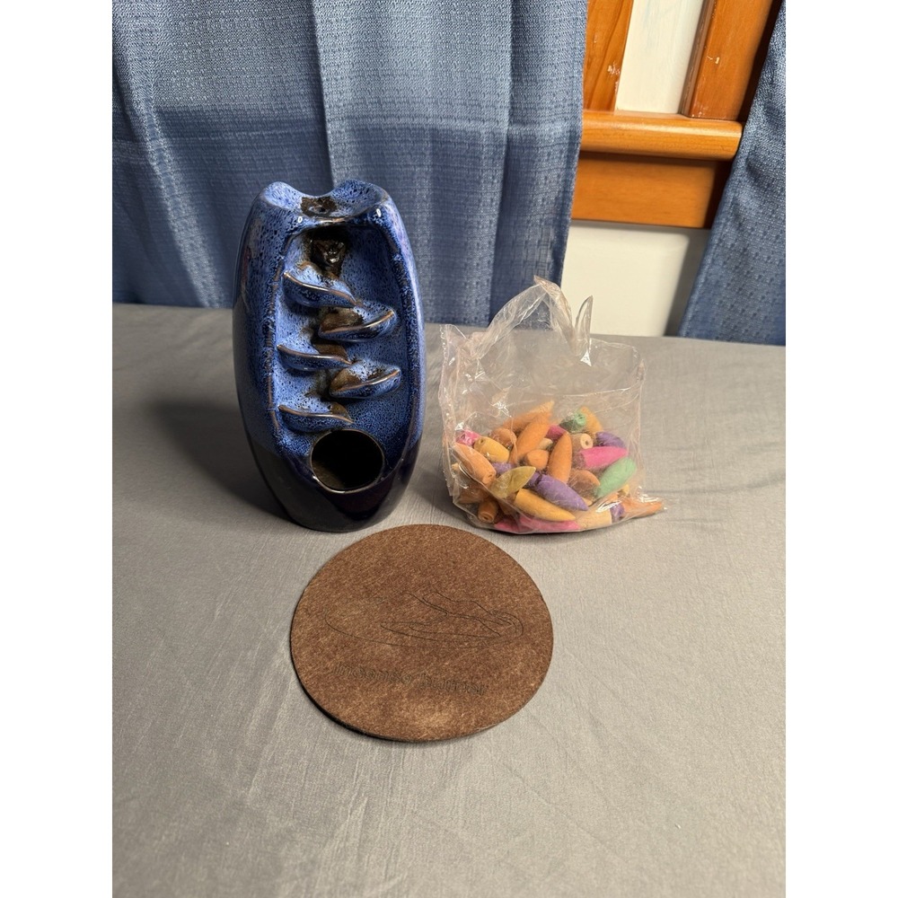 Ceramic Backflow Incense Holder and Burner Waterfall With Incense Cones & Mat - Picture 2 of 8